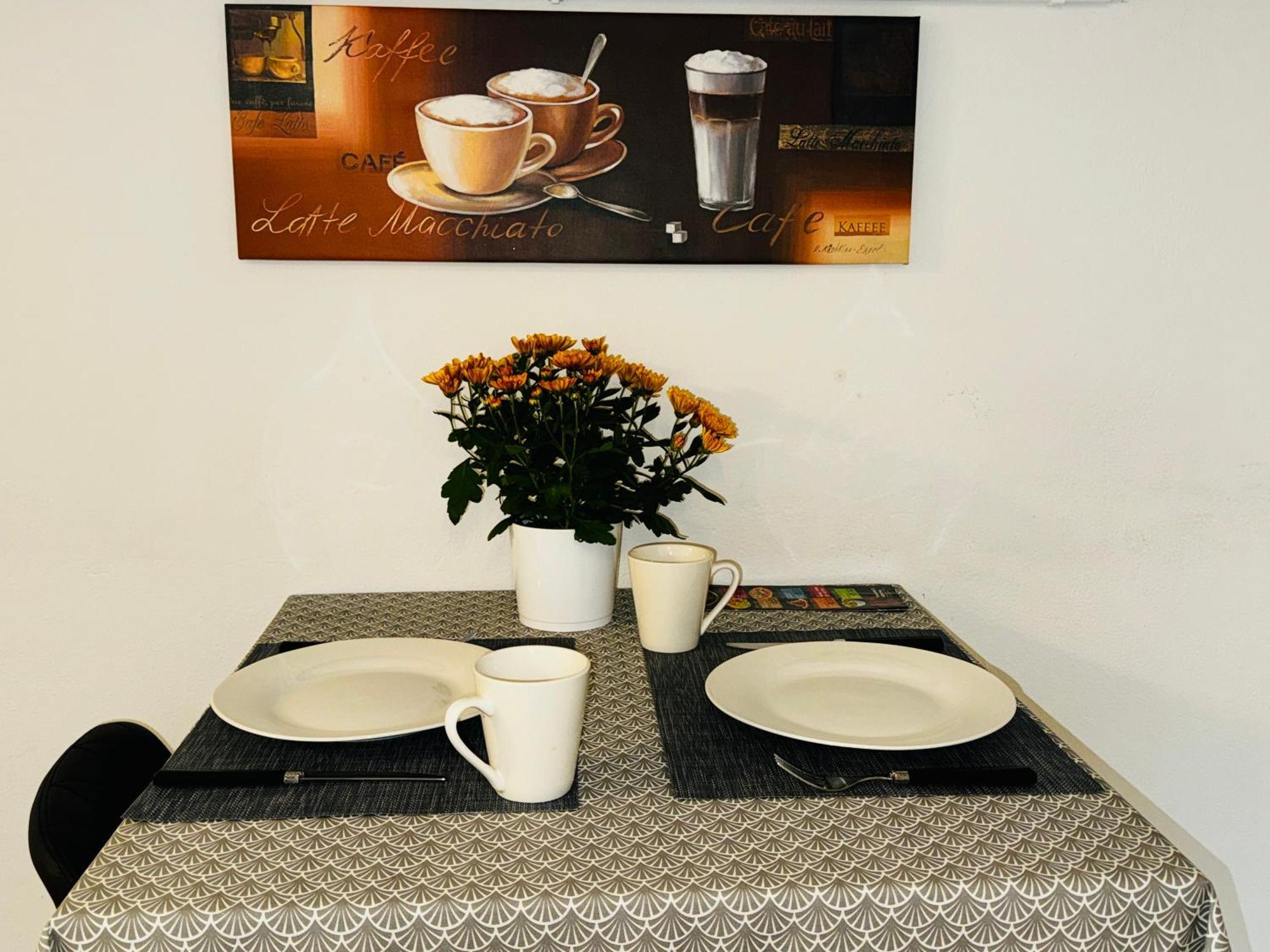 Tulip Path 3, Ferien & Monteur Wohnung ميله المظهر الخارجي الصورة
